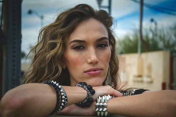 Le bracelet chemin de vie : un bijou artisanal français aux pierres naturelles