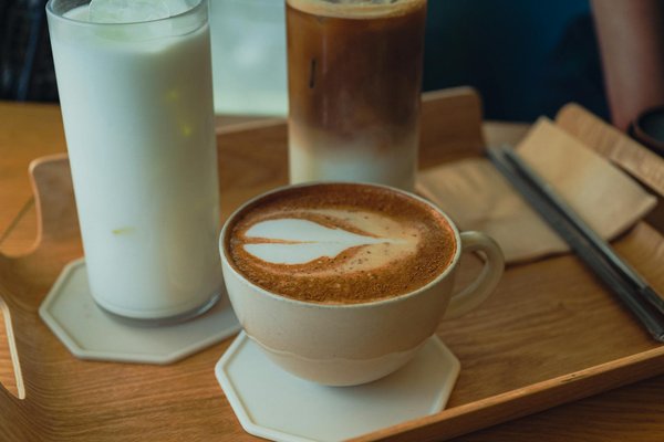 Les maillots de bain taille haute pour grossesse : chic et confort